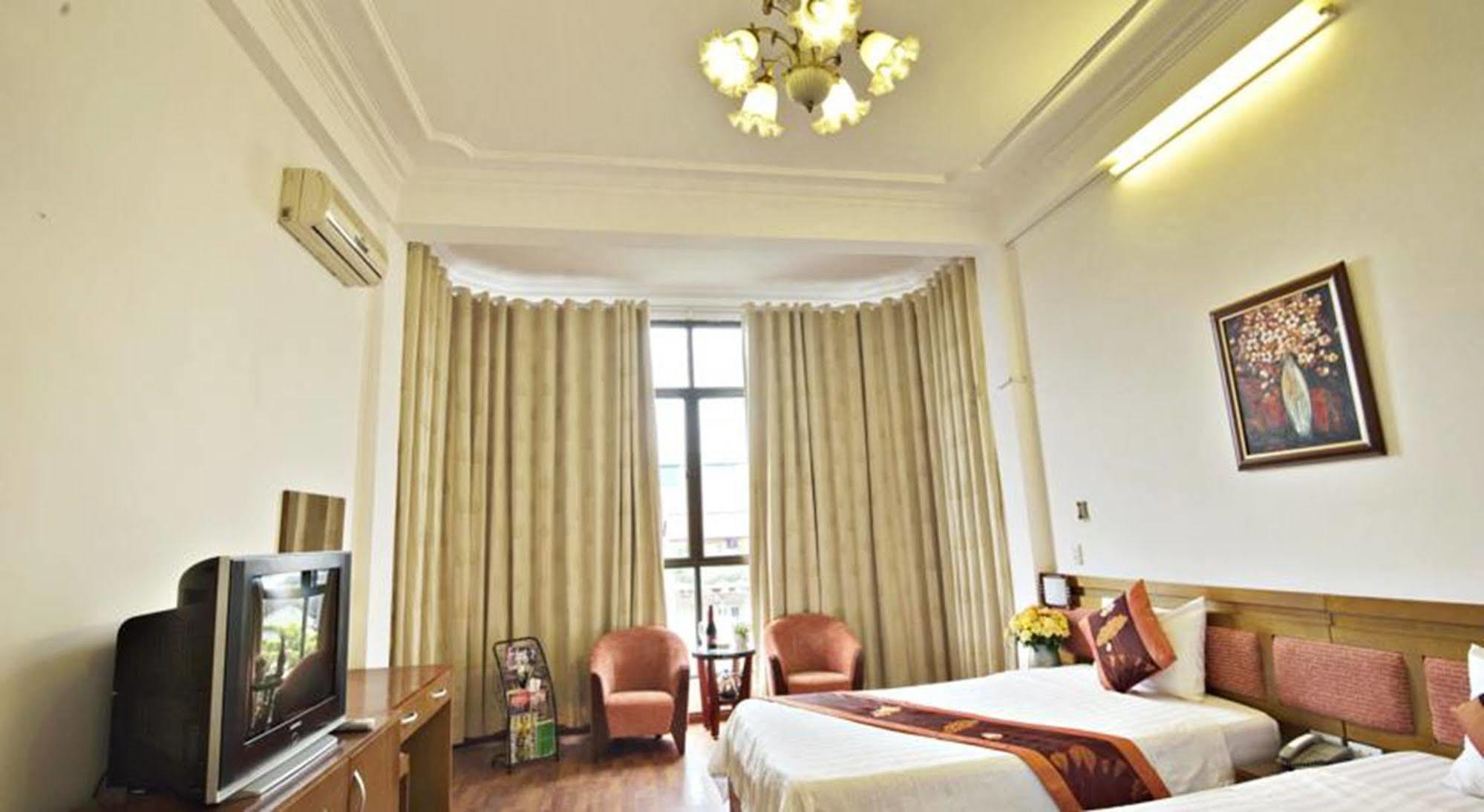Hanoi Little Center Hotel Exterior photo
